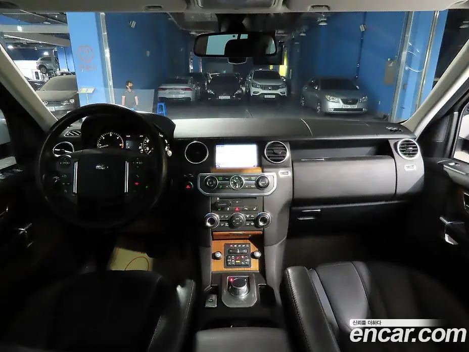 Land Rover Discovery 2013 3.0 автомат (гидро), фото 5 Land Rover Discovery 2013 3.0 автомат (гидро), фото 5