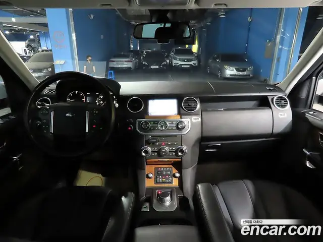 Land Rover Discovery 2013 3.0 автомат (гидро), миниатюра 5 Land Rover Discovery 2013 3.0 автомат (гидро), миниатюра 5