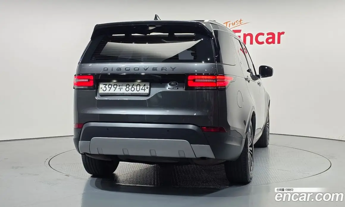 Land Rover Discovery 2019 3.0 автомат (гидро), фото 4 Land Rover Discovery 2019 3.0 автомат (гидро), фото 4