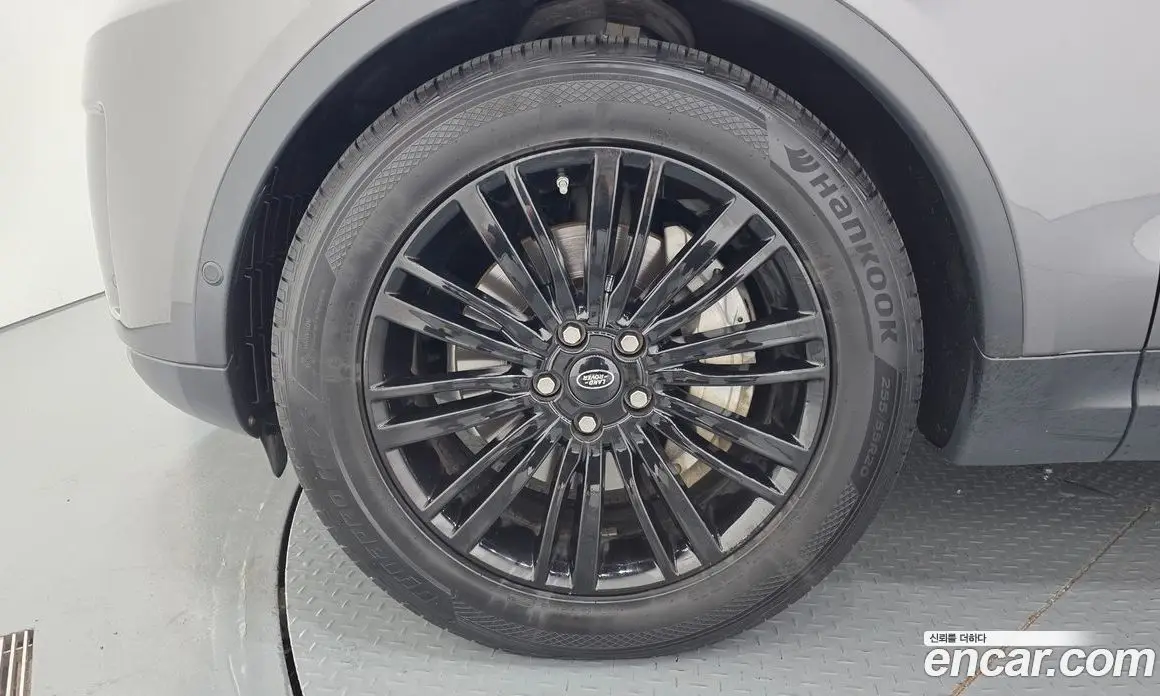 Land Rover Discovery 2019 3.0 автомат (гидро), фото 5 Land Rover Discovery 2019 3.0 автомат (гидро), фото 5