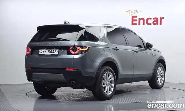Land Rover Discovery Sport 2016 2.0 автомат (гидро), миниатюра 2 Land Rover Discovery Sport 2016 2.0 автомат (гидро), миниатюра 2