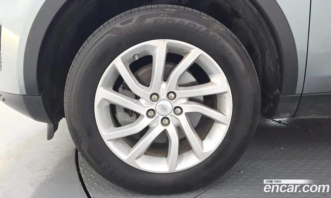 Land Rover Discovery Sport 2016 2.0 автомат (гидро), фото 5 Land Rover Discovery Sport 2016 2.0 автомат (гидро), фото 5