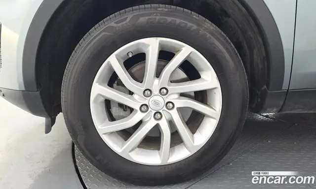 Land Rover Discovery Sport 2016 2.0 автомат (гидро), миниатюра 5 Land Rover Discovery Sport 2016 2.0 автомат (гидро), миниатюра 5