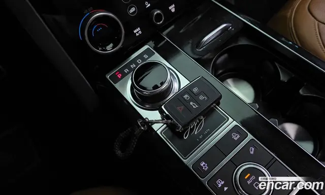Land Rover Range Rover 2021 5.0 автомат (гидро), миниатюра 9 Land Rover Range Rover 2021 5.0 автомат (гидро), миниатюра 9