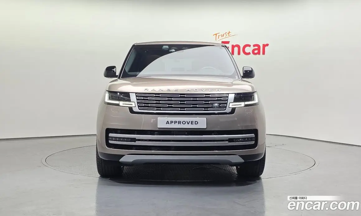 Land Rover Range Rover 2025 4.4 автомат (гидро), фото 7 Land Rover Range Rover 2025 4.4 автомат (гидро), фото 7