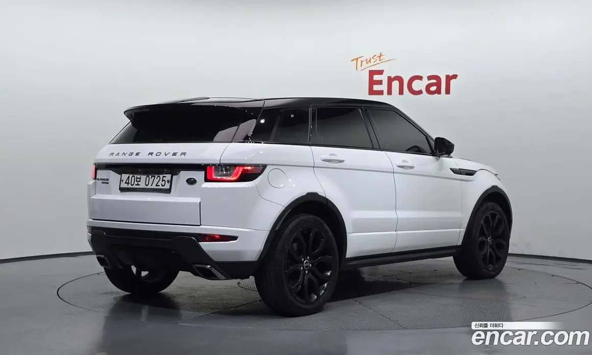Land Rover Range Rover Evoque 2016 2.0 автомат (гидро), фото 2 Land Rover Range Rover Evoque 2016 2.0 автомат (гидро), фото 2