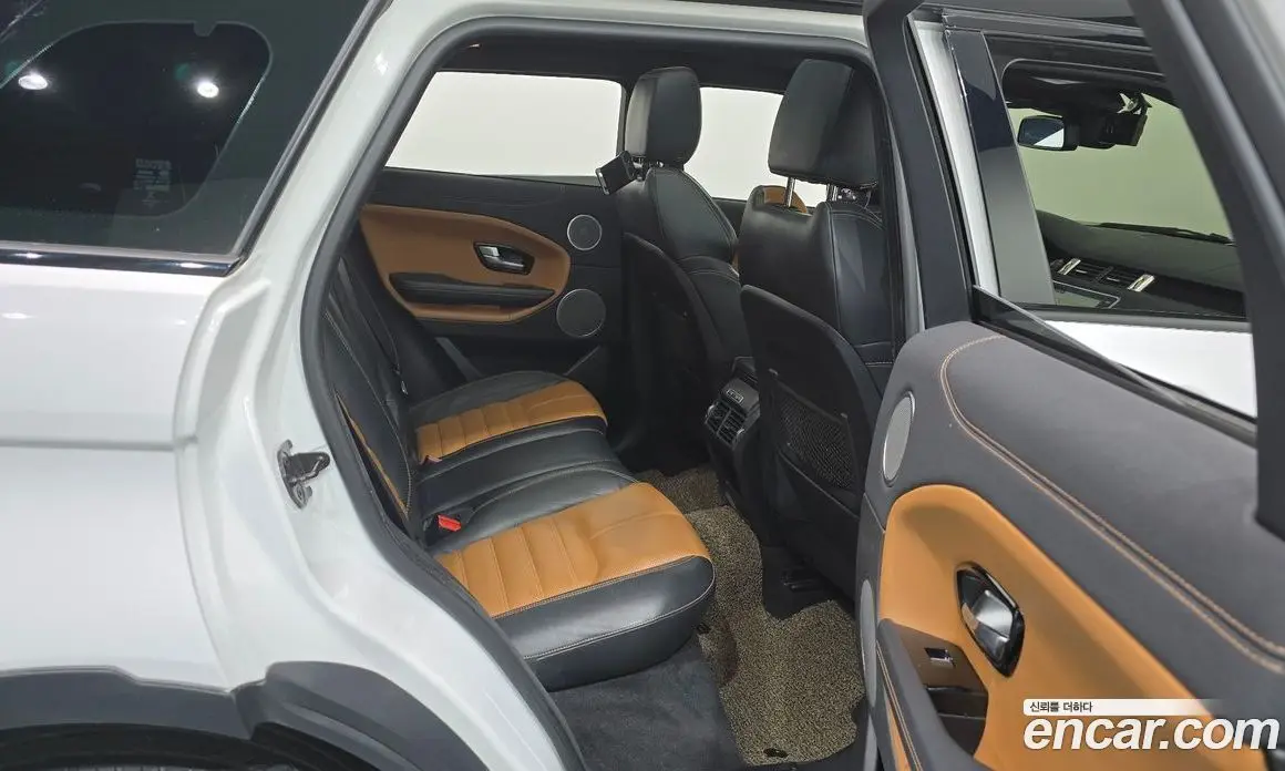 Land Rover Range Rover Evoque 2016 2.0 автомат (гидро), фото 11 Land Rover Range Rover Evoque 2016 2.0 автомат (гидро), фото 11