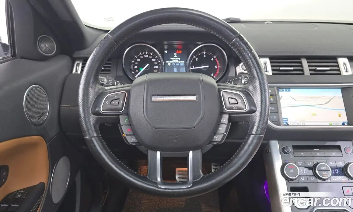 Land Rover Range Rover Evoque 2016 2.0 автомат (гидро), фото 14 Land Rover Range Rover Evoque 2016 2.0 автомат (гидро), фото 14