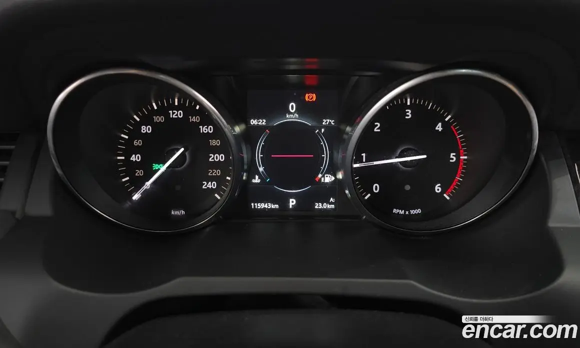 Land Rover Range Rover Evoque 2016 2.0 автомат (гидро), фото 8 Land Rover Range Rover Evoque 2016 2.0 автомат (гидро), фото 8