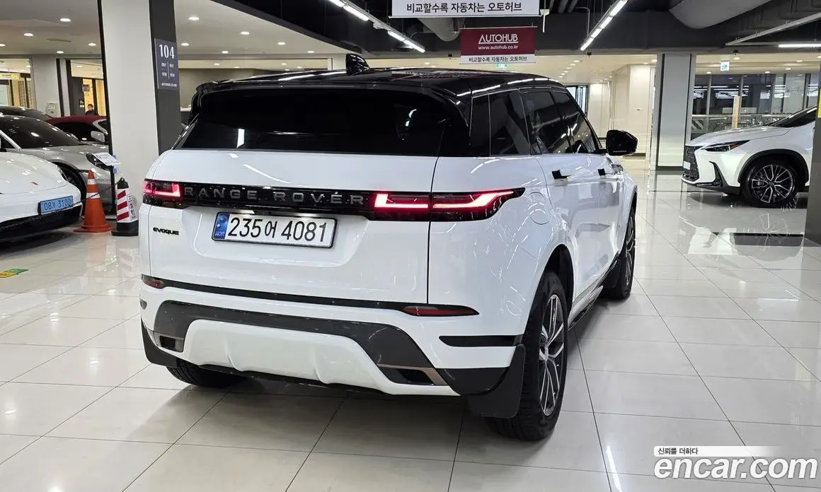 Land Rover Range Rover Evoque 2025 2.0 автомат (гидро), фото 5