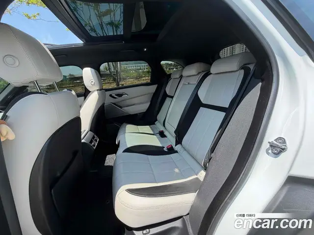 Land Rover Range Rover Velar 2021 2.0 автомат (гидро), миниатюра 11 Land Rover Range Rover Velar 2021 2.0 автомат (гидро), миниатюра 11