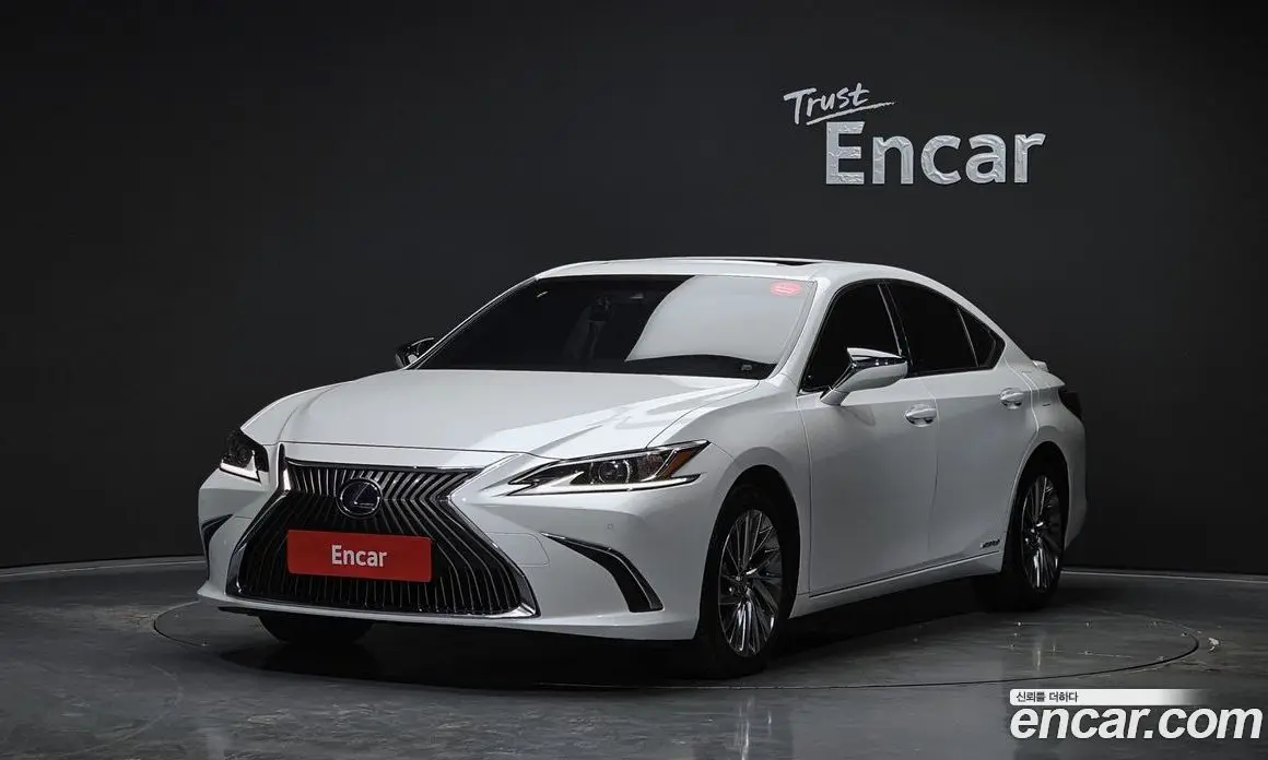 Lexus ES 2021 2.5 автомат (гидро), фото 1 Lexus ES 2021 2.5 автомат (гидро), фото 1