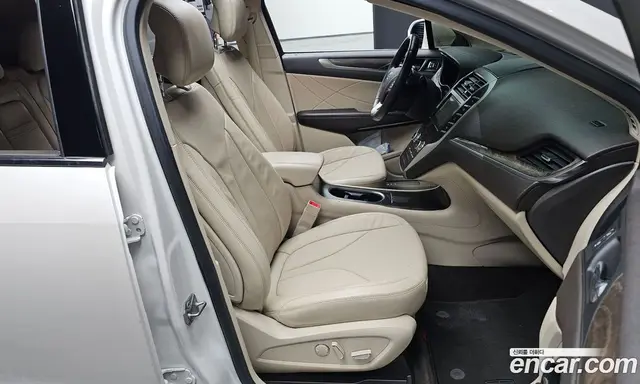 Lincoln MKC 2016 2.0 автомат (гидро), миниатюра 10 Lincoln MKC 2016 2.0 автомат (гидро), миниатюра 10