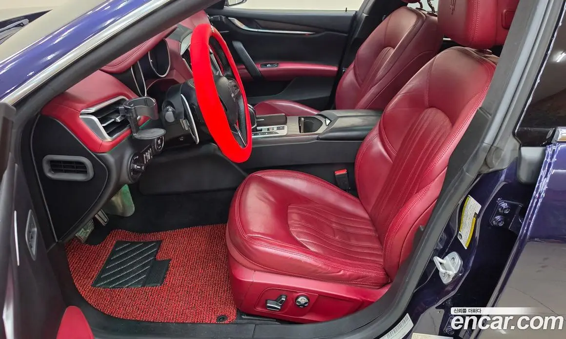 Maserati Ghibli 2016 3.0 автомат (гидро), фото 13 Maserati Ghibli 2016 3.0 автомат (гидро), фото 13