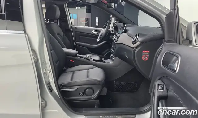 Mercedes-Benz B-Class 2015 2.1 автомат (гидро), миниатюра 11 Mercedes-Benz B-Class 2015 2.1 автомат (гидро), миниатюра 11