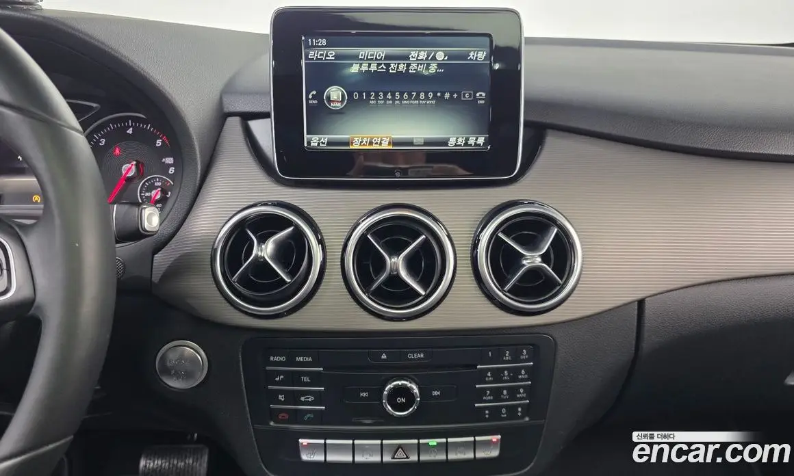 Mercedes-Benz B-Class 2015 2.1 автомат (гидро), фото 14 Mercedes-Benz B-Class 2015 2.1 автомат (гидро), фото 14