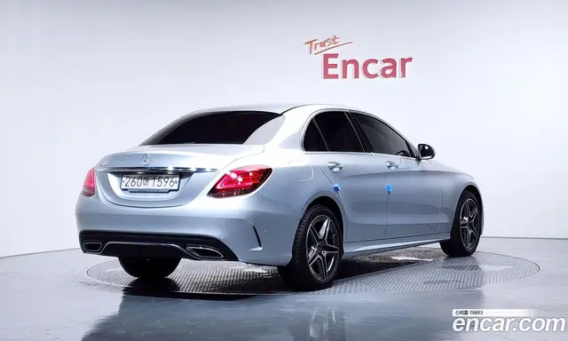 Mercedes-Benz C-Class 2021 2.0 автомат (гидро), миниатюра 2