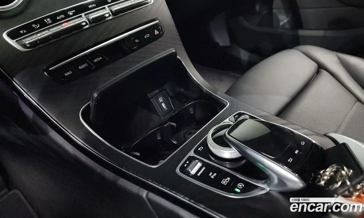 Mercedes-Benz C-Class 2021 2.0 автомат (гидро), фото 26
