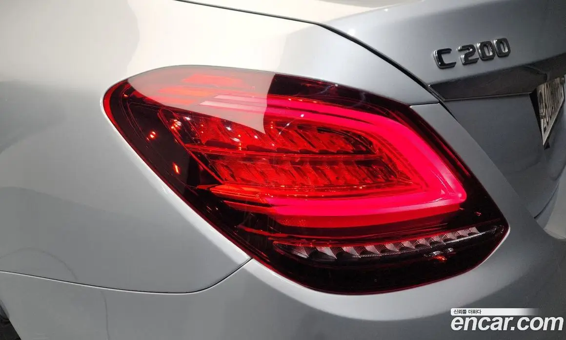 Mercedes-Benz C-Class 2021 2.0 автомат (гидро), фото 9