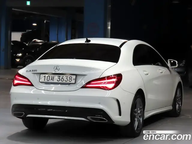 Mercedes-Benz CLA-Class 2018 2.0 автомат (гидро), миниатюра 2 Mercedes-Benz CLA-Class 2018 2.0 автомат (гидро), миниатюра 2