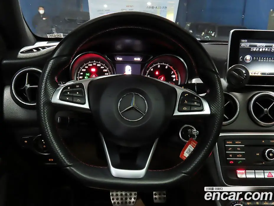 Mercedes-Benz CLA-Class 2018 2.0 автомат (гидро), фото 16 Mercedes-Benz CLA-Class 2018 2.0 автомат (гидро), фото 16
