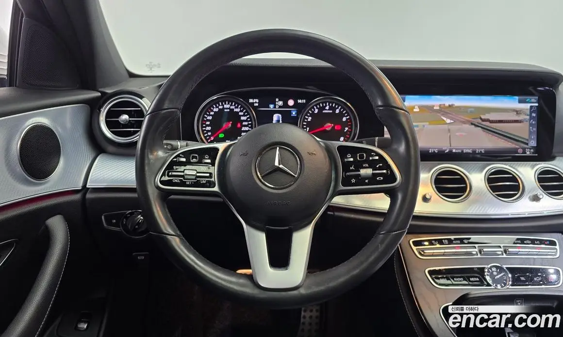 Mercedes-Benz E-Class 2019 2.0 автомат (гидро), фото 19 Mercedes-Benz E-Class 2019 2.0 автомат (гидро), фото 19