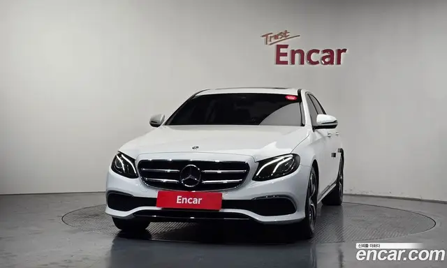 Mercedes-Benz E-Class 2019 2.0 автомат (гидро), миниатюра 3 Mercedes-Benz E-Class 2019 2.0 автомат (гидро), миниатюра 3