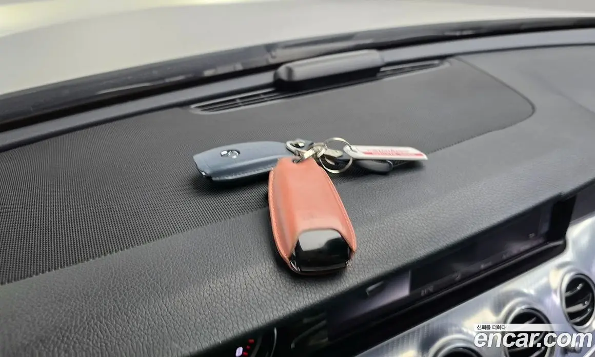 Mercedes-Benz E-Class 2019 2.0 автомат (гидро), фото 21 Mercedes-Benz E-Class 2019 2.0 автомат (гидро), фото 21