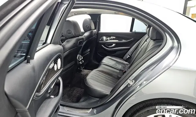 Mercedes-Benz E-Class 2020 3.0 автомат (гидро), миниатюра 12