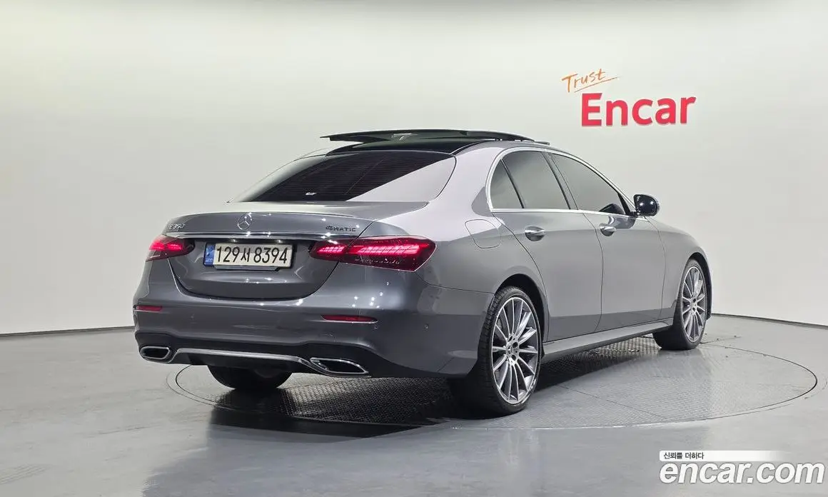 Mercedes-Benz E-Class 2022 2.0 автомат (гидро), фото 2 Mercedes-Benz E-Class 2022 2.0 автомат (гидро), фото 2