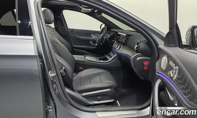 Mercedes-Benz E-Class 2022 2.0 автомат (гидро), миниатюра 11 Mercedes-Benz E-Class 2022 2.0 автомат (гидро), миниатюра 11