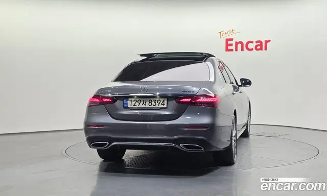 Mercedes-Benz E-Class 2022 2.0 автомат (гидро), миниатюра 4 Mercedes-Benz E-Class 2022 2.0 автомат (гидро), миниатюра 4