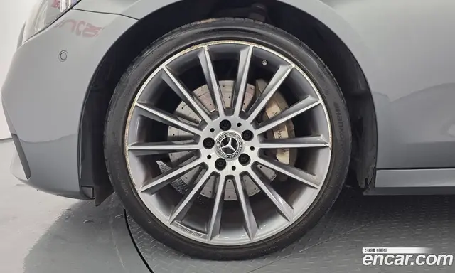 Mercedes-Benz E-Class 2022 2.0 автомат (гидро), миниатюра 5 Mercedes-Benz E-Class 2022 2.0 автомат (гидро), миниатюра 5