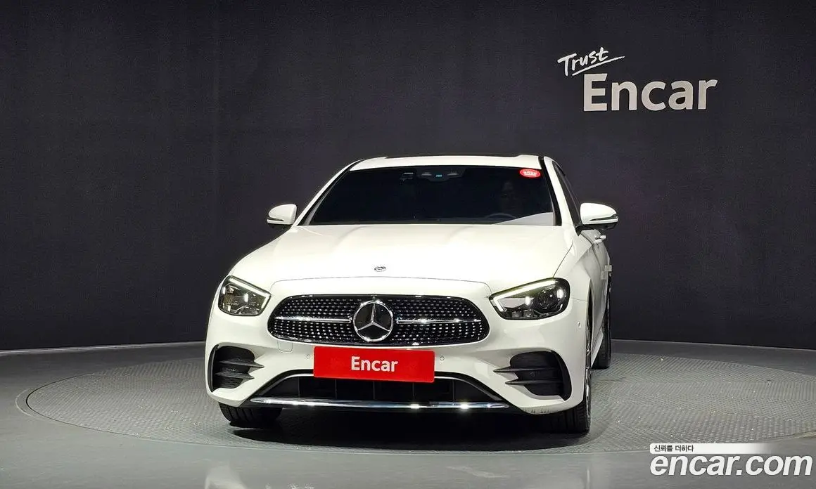 Mercedes-Benz E-Class 2023 1.9 автомат (гидро), фото 3