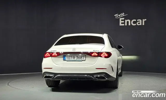 Mercedes-Benz E-Class 2025 2.0 автомат (гидро), миниатюра 4 Mercedes-Benz E-Class 2025 2.0 автомат (гидро), миниатюра 4