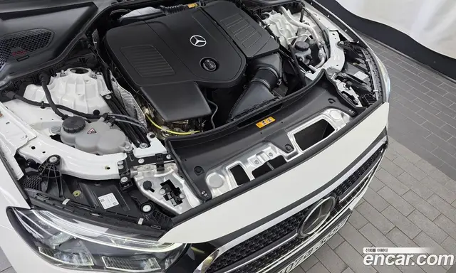 Mercedes-Benz E-Class 2025 2.0 автомат (гидро), миниатюра 6 Mercedes-Benz E-Class 2025 2.0 автомат (гидро), миниатюра 6