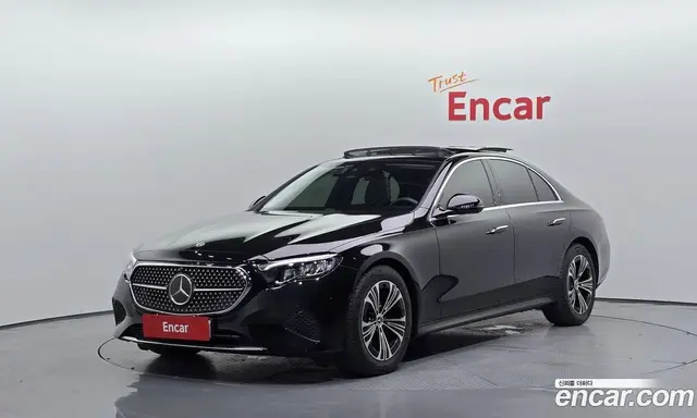 Mercedes-Benz E-Class 2025 2.0 автомат (гидро), миниатюра 1 Mercedes-Benz E-Class 2025 2.0 автомат (гидро), миниатюра 1