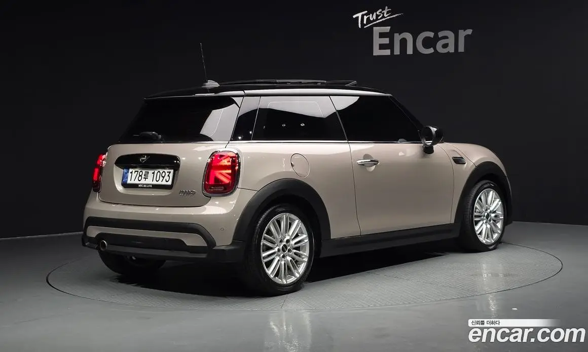 Mini Cooper 2021 1.5 автомат (гидро), фото 2 Mini Cooper 2021 1.5 автомат (гидро), фото 2