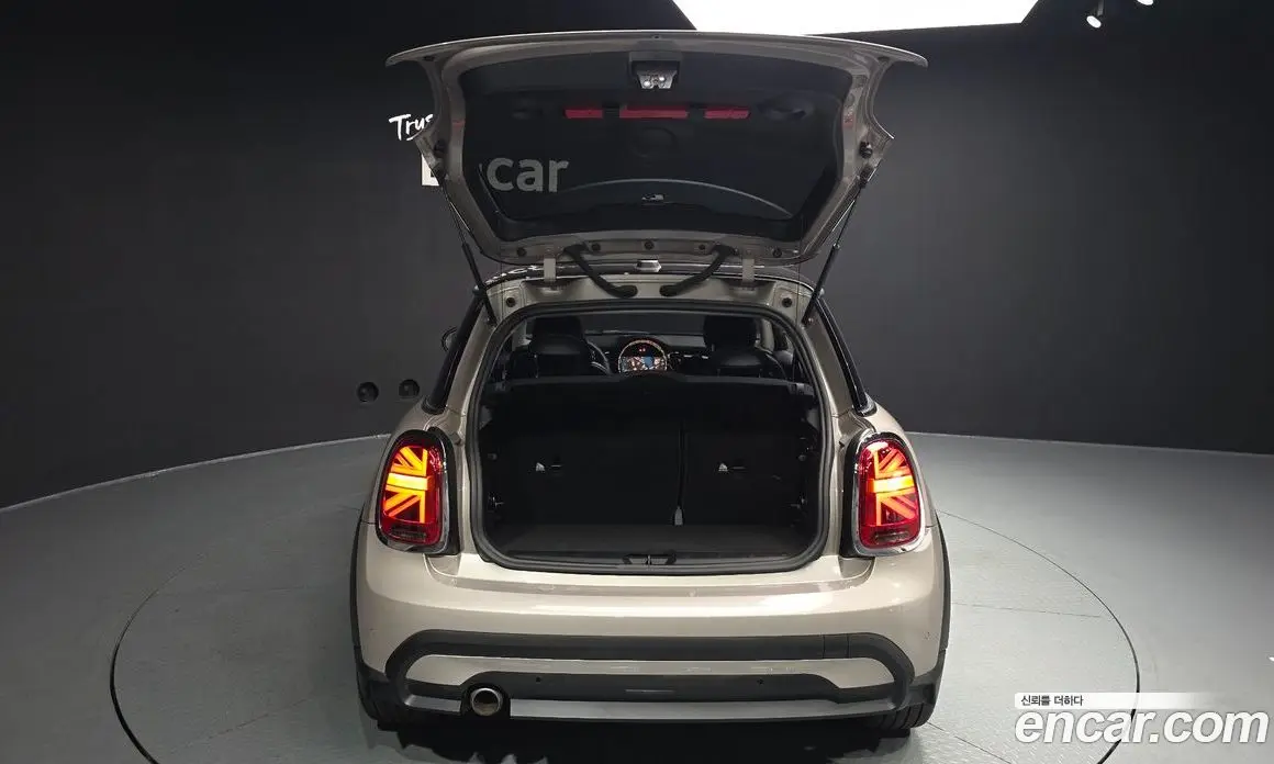 Mini Cooper 2021 1.5 автомат (гидро), фото 20 Mini Cooper 2021 1.5 автомат (гидро), фото 20