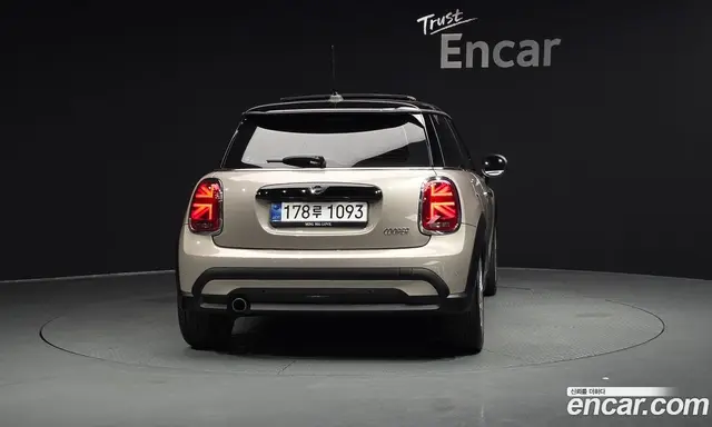 Mini Cooper 2021 1.5 автомат (гидро), миниатюра 4 Mini Cooper 2021 1.5 автомат (гидро), миниатюра 4