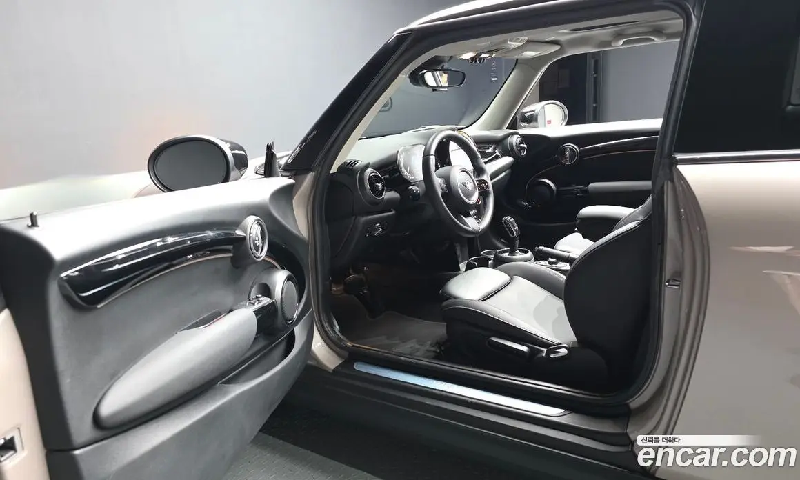 Mini Cooper 2021 1.5 автомат (гидро), фото 10 Mini Cooper 2021 1.5 автомат (гидро), фото 10