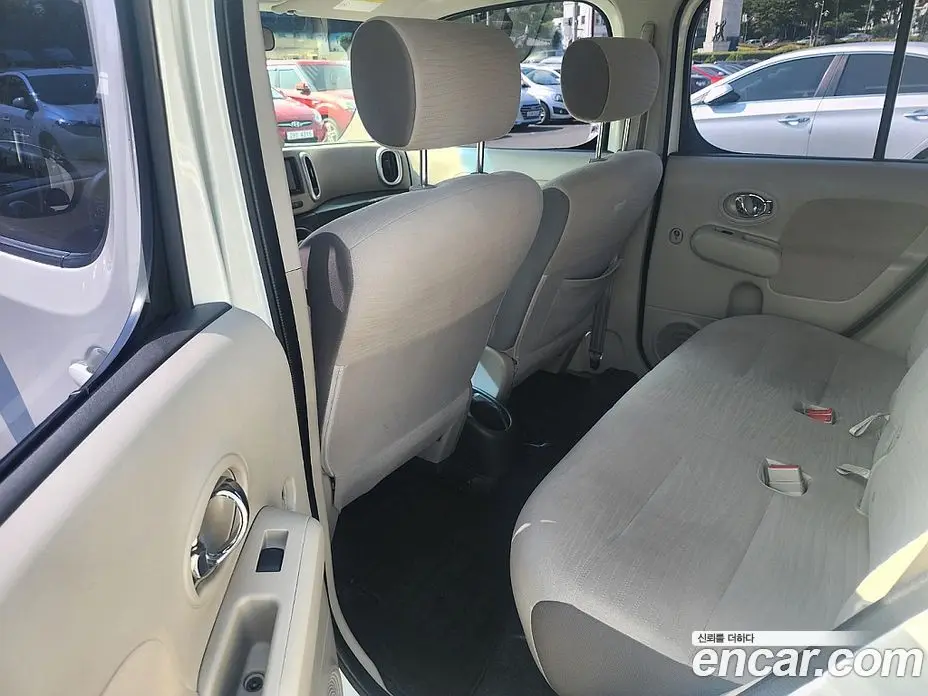Nissan Cube 2012 1.8 автомат (гидро), фото 16 Nissan Cube 2012 1.8 автомат (гидро), фото 16