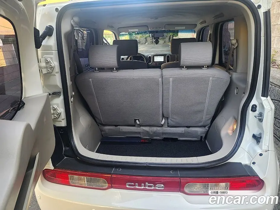Nissan Cube 2012 1.8 автомат (гидро), фото 17 Nissan Cube 2012 1.8 автомат (гидро), фото 17