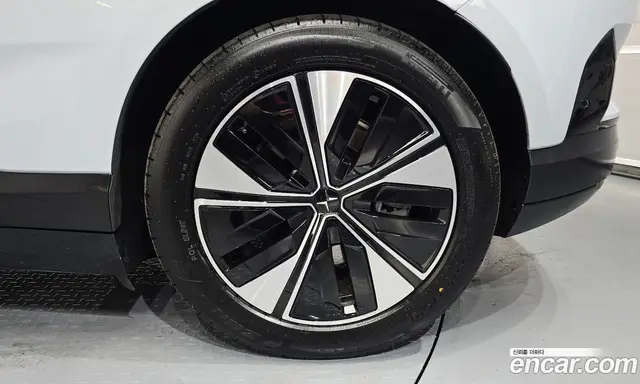 Polestar Polestar 4 2025 0.2 автомат (гидро), миниатюра 5