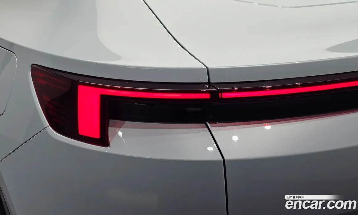 Polestar Polestar 4 2025 0.2 автомат (гидро), фото 9