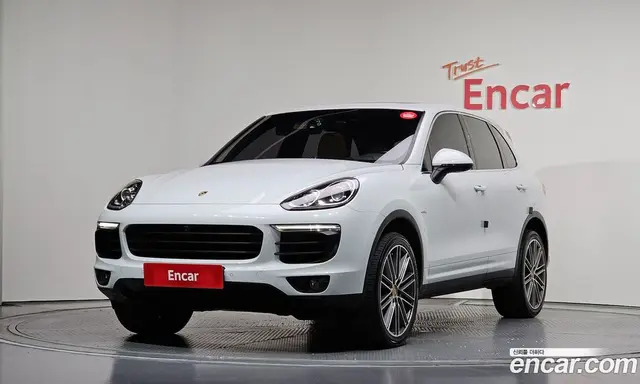 Porsche Cayenne 2015 3.0 автомат (гидро), миниатюра 1