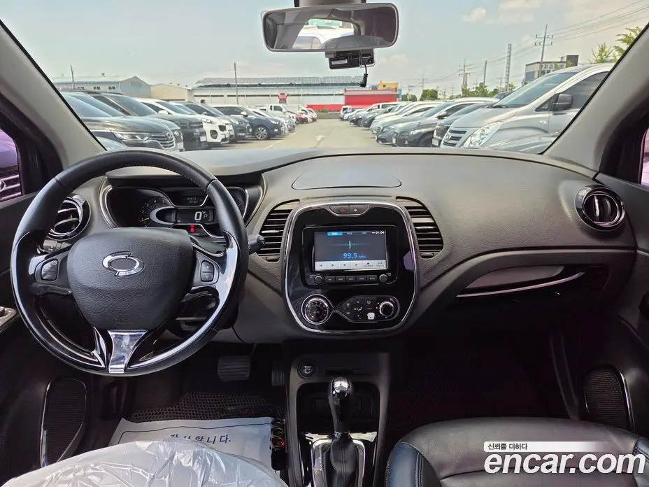 Renault (Samsung) QM3 2015 1.5 автомат (гидро), фото 8 Renault (Samsung) QM3 2015 1.5 автомат (гидро), фото 8