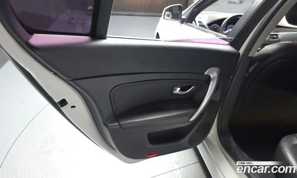 Renault (Samsung) SM5 2014 2.0 автомат (гидро), фото 15 Renault (Samsung) SM5 2014 2.0 автомат (гидро), фото 15