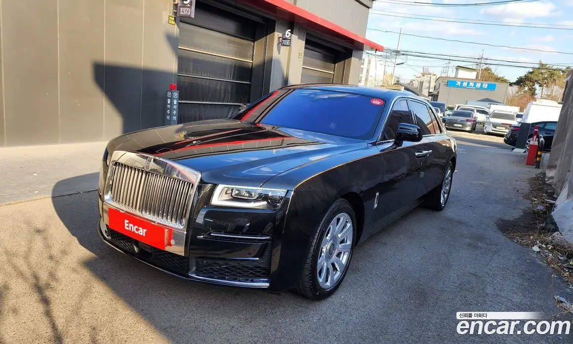 Rolls-Royce Ghost 2024 6.7 автомат (гидро), фото 1 Rolls-Royce Ghost 2024 6.7 автомат (гидро), фото 1