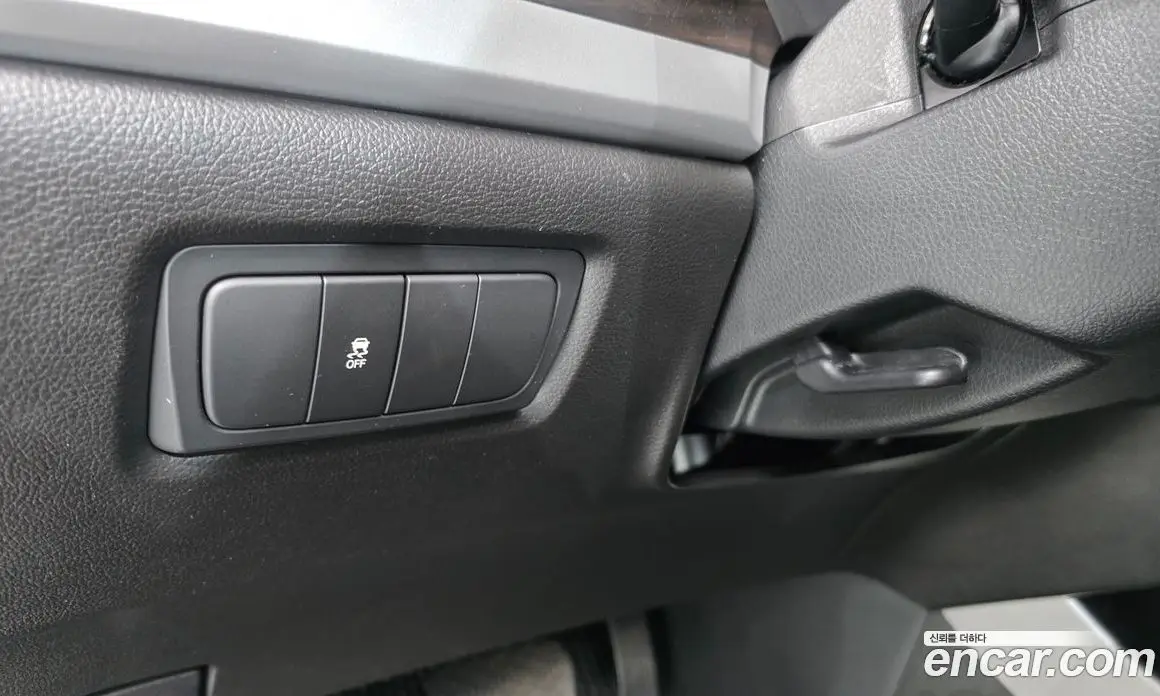 SsangYong Korando 2015 2.0 автомат (гидро), фото 13 SsangYong Korando 2015 2.0 автомат (гидро), фото 13